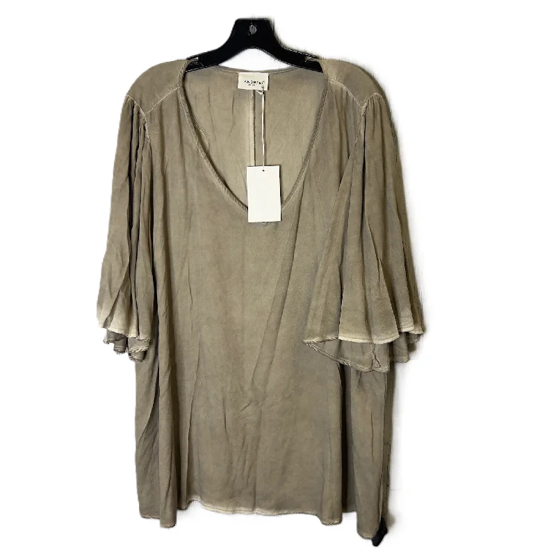 Top Short Sleeve By Andree By Unit In Tan, Size: 3x